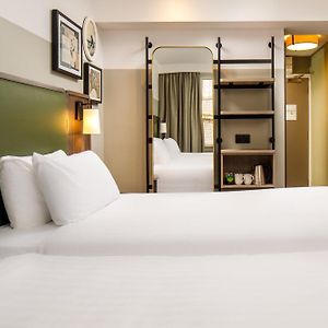 Classic Twin Room
